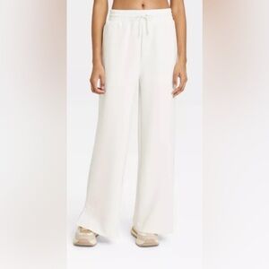Sandwash Wide Leg Pants in Cream